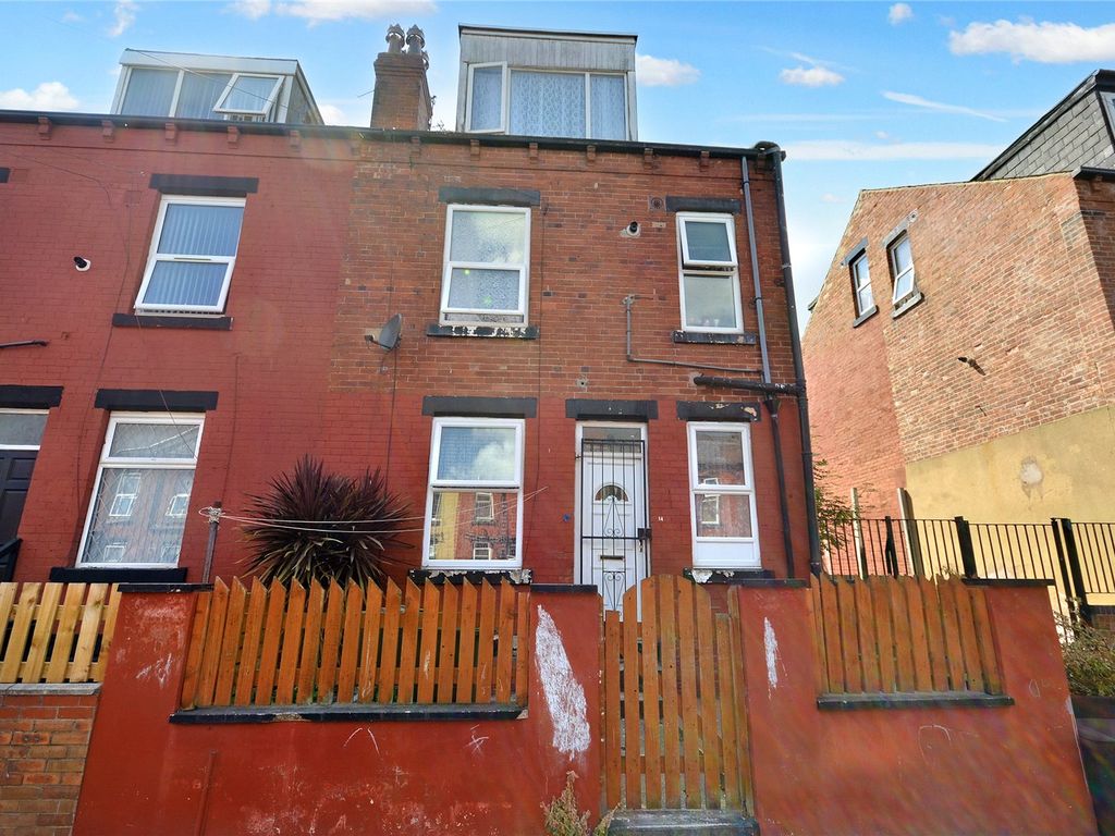 2 bed terraced house for sale in Westbourne Mount, Leeds, West