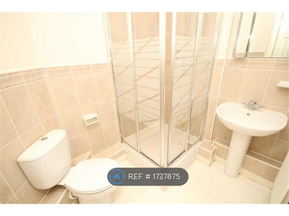 2 bed flat to rent in Swindon, Swindon SN2 Zoopla