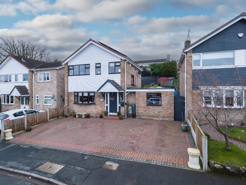 3 bed detached house for sale in Hillside Road, Kelsall, Tarporley CW6