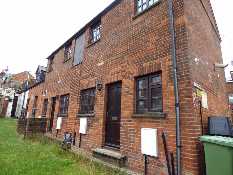 2 bed cottage for sale in Union Road, Ryde PO33 Zoopla