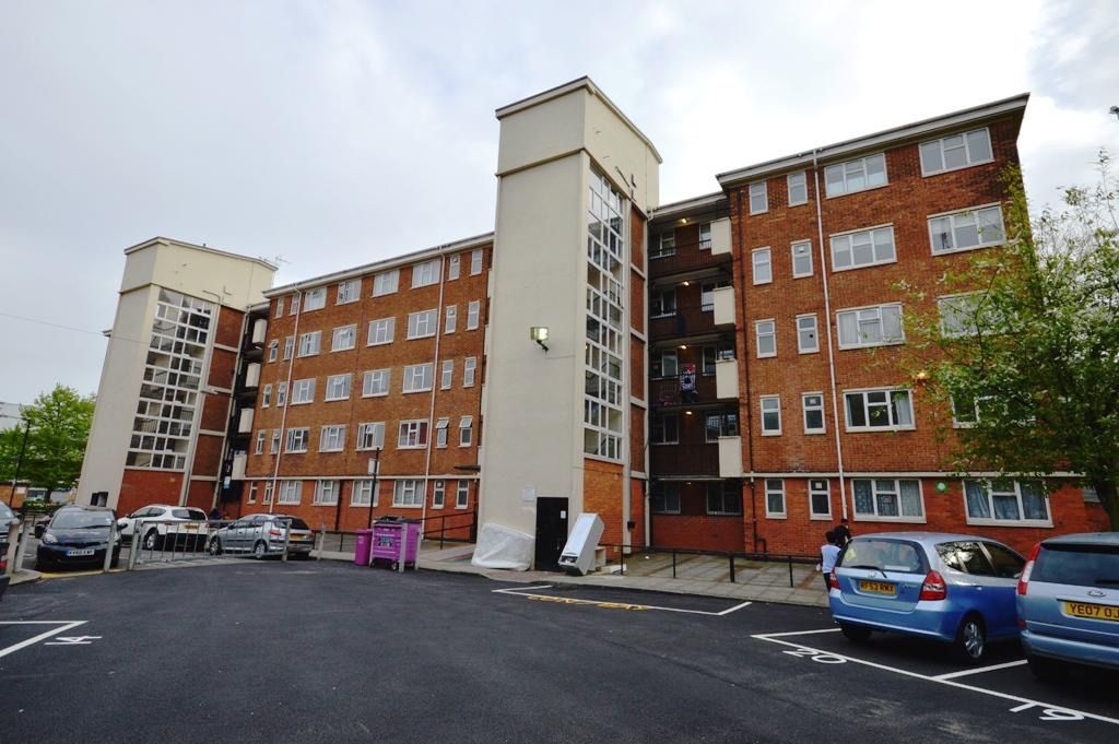 Flat, Llandovery House, Chipka Street, London E14  
