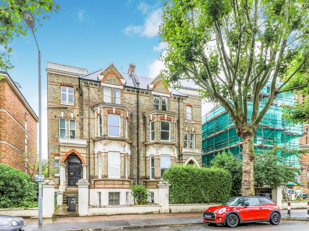 2 bed property to rent in Maple Road, Surbiton KT6 Zoopla