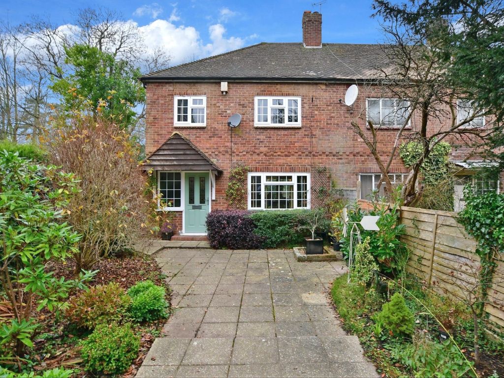 3 bed end terrace house to rent in Silver Hill, Tenterden TN30, £1,500
