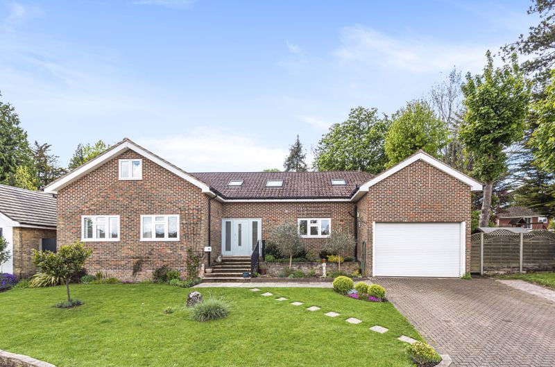 5 bed detached house for sale in Beechcroft Avenue, Kenley CR8 Zoopla