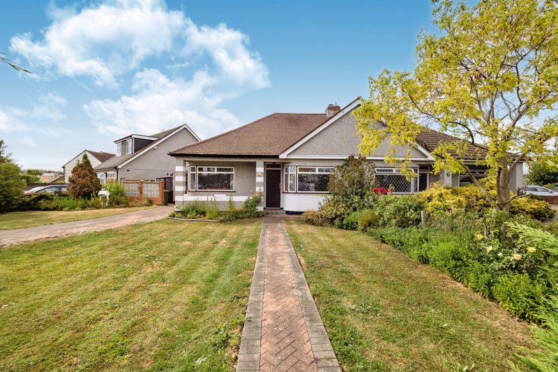 2 bed semidetached bungalow for sale in Deveron Way, Rise Park, Romford RM1 Zoopla