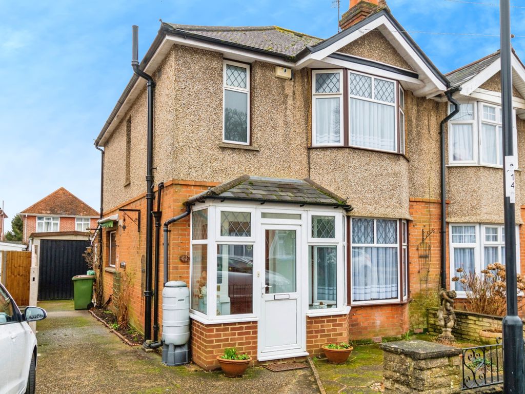 3 bed semidetached house for sale in Clifton Road, Southampton