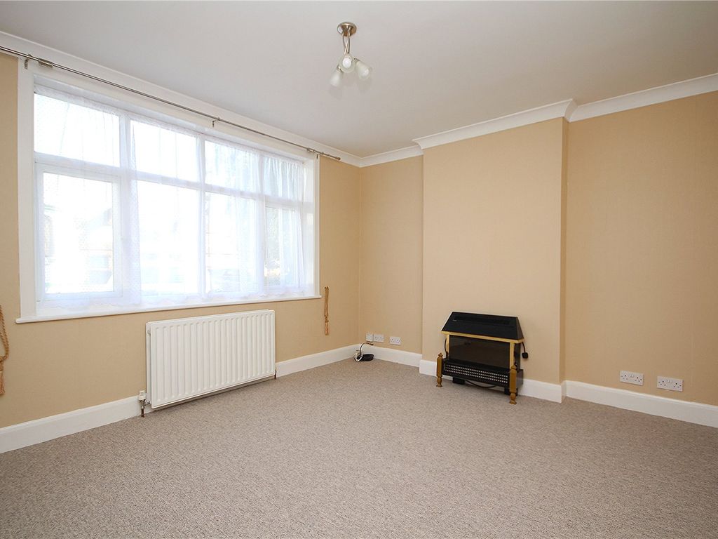 1 bed flat to rent in St. Andrews Road, Worthing, West Sussex BN13, £