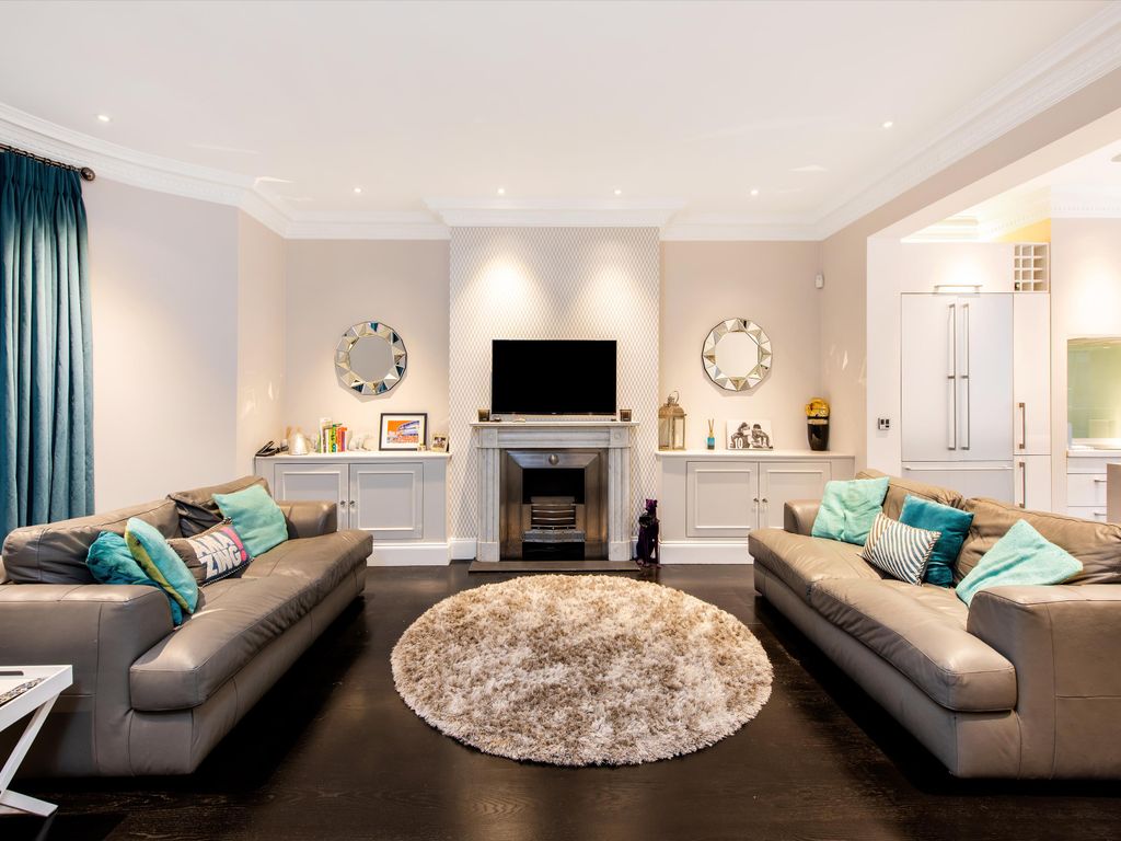 Westbourne Terrace Road, London W2