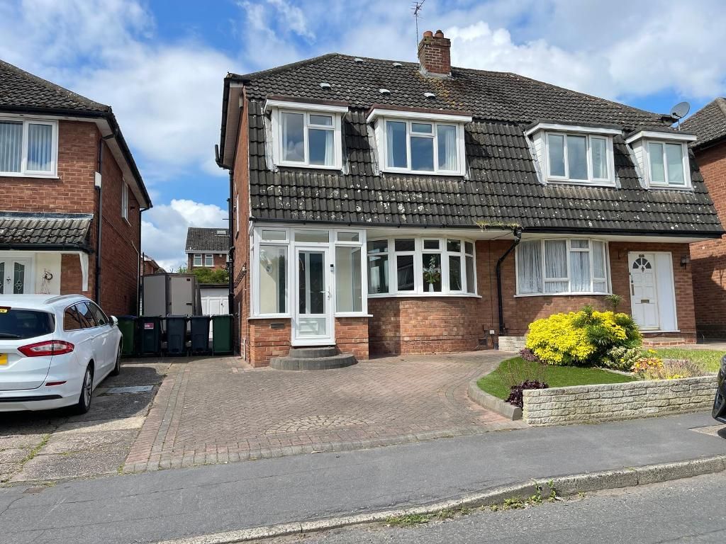 4 bed semidetached house for sale in Rayford Drive, West Bromwich B71
