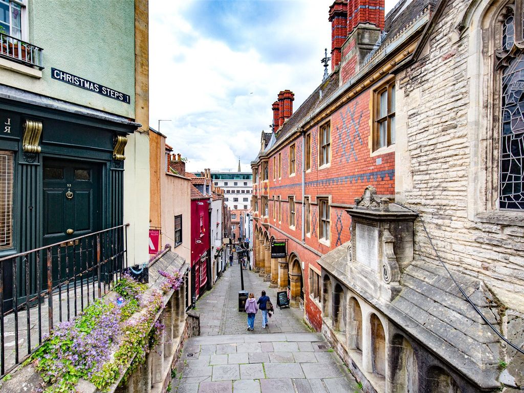 Christmas Steps Bristol BS1  