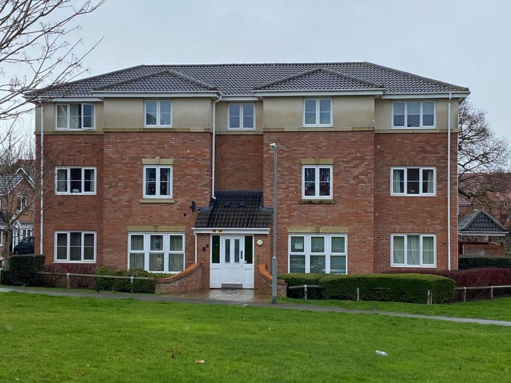 2 bed flat to rent in Fontwell Crescent, Corby NN18 Zoopla