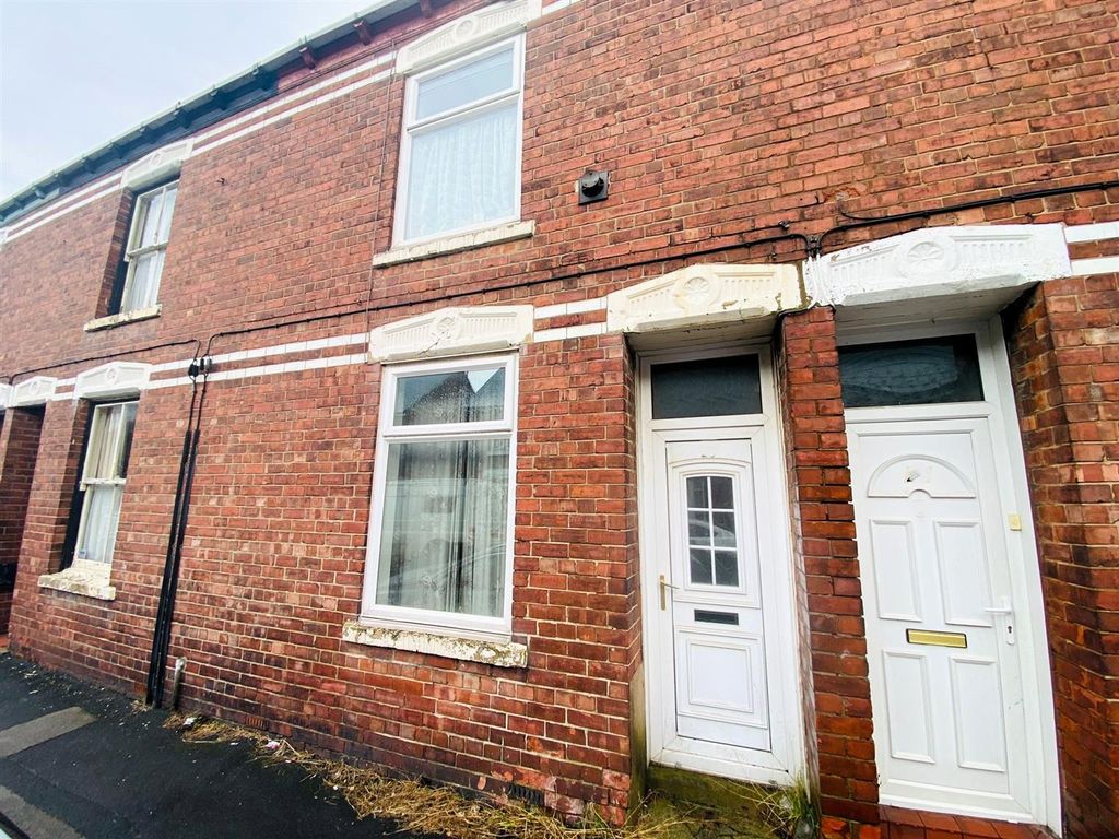 3 Bed Terraced House For Sale In Kitchener Street Selby YO8 90 000   7a7b6120349244ddbba1b19158fc3fa8ad98e8b9 