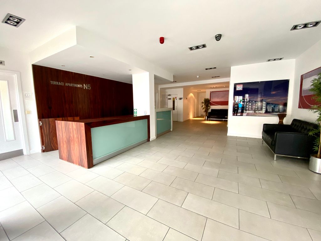 1 bed flat to rent in Terrace Apartments, Drayton Park, Highbury N5, £