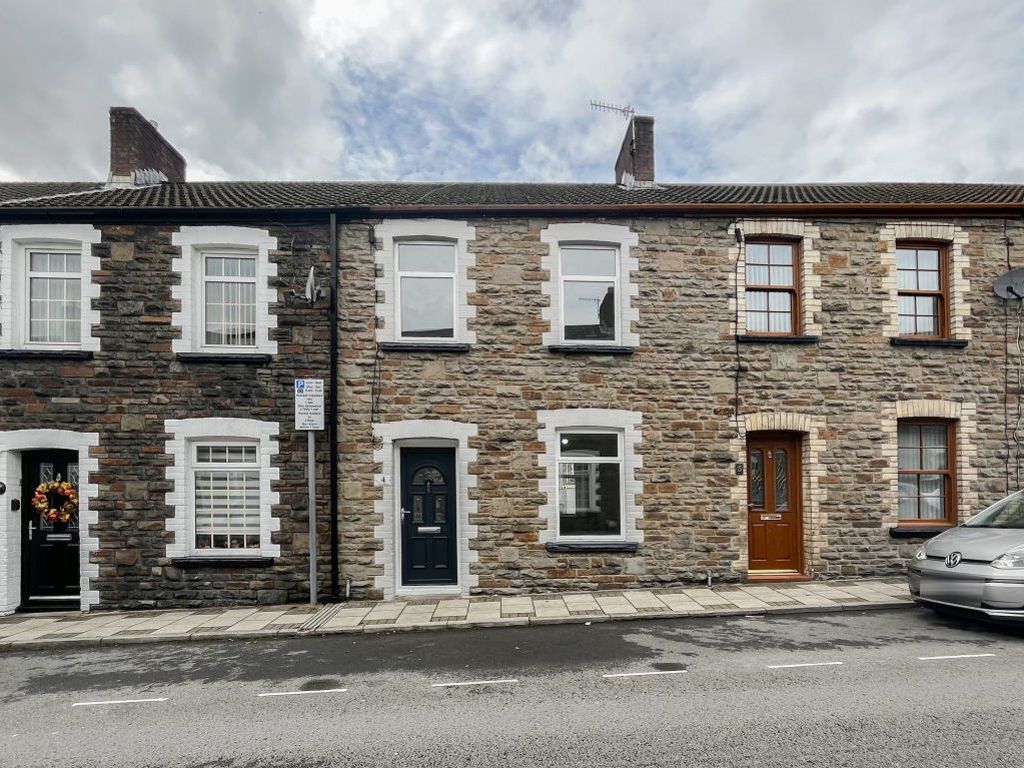 3 bed property to rent in Main Street, Newbridge, Newport NP11, £800