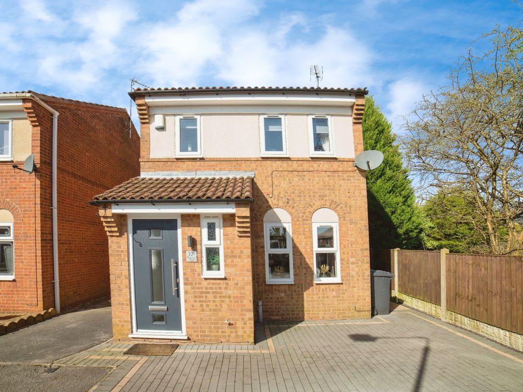 3 bed detached house for sale in Kirkland Close, SuttonInAshfield, Nottinghamshire NG17, £
