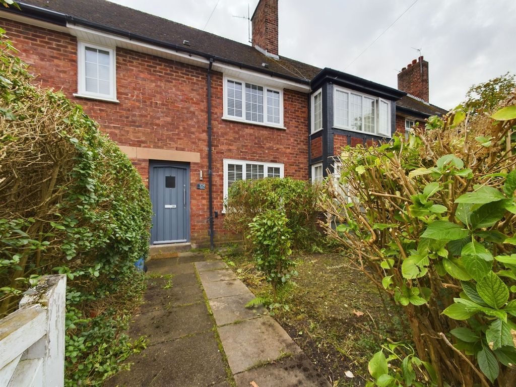 2 bed terraced house for sale in Garway, Woolton, Liverpool. L25, £