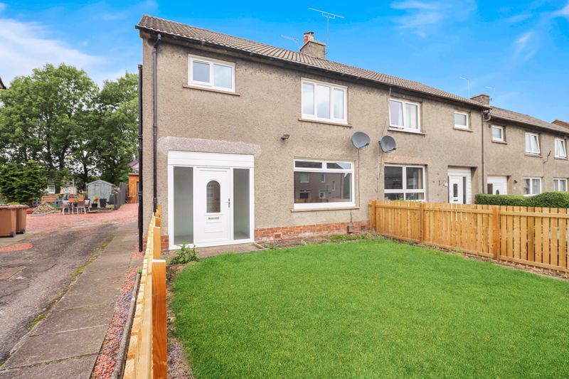 3 bed end terrace house for sale in Shaw Avenue, Armadale, Bathgate