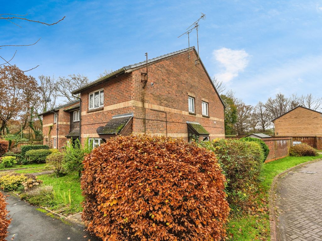 1 bed for sale in Kingsley Gardens, Totton, Southampton