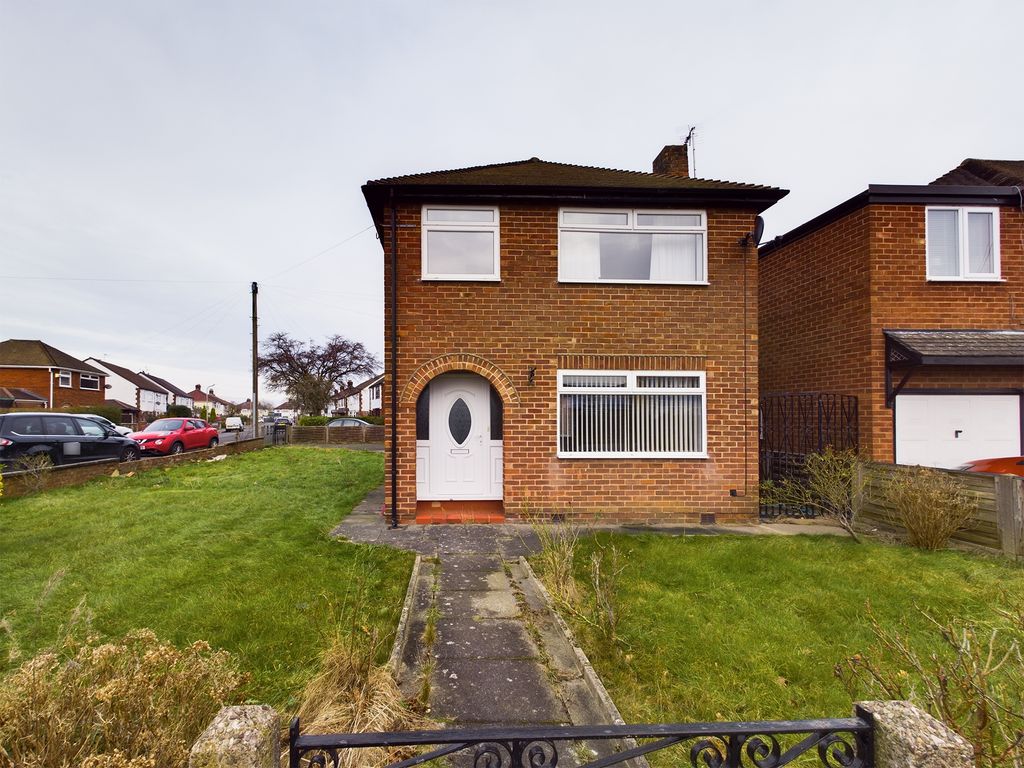 3 bed detached house for sale in Overpool Road, Whitby, Ellesmere Port