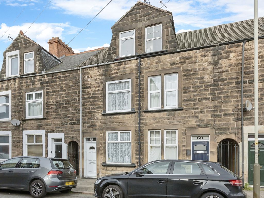 4 bed terraced house for sale in Grace Road, Aylestone, Leicester LE2