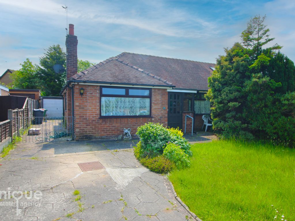 2 bed bungalow for sale in Willowdale, ThorntonCleveleys FY5 Zoopla