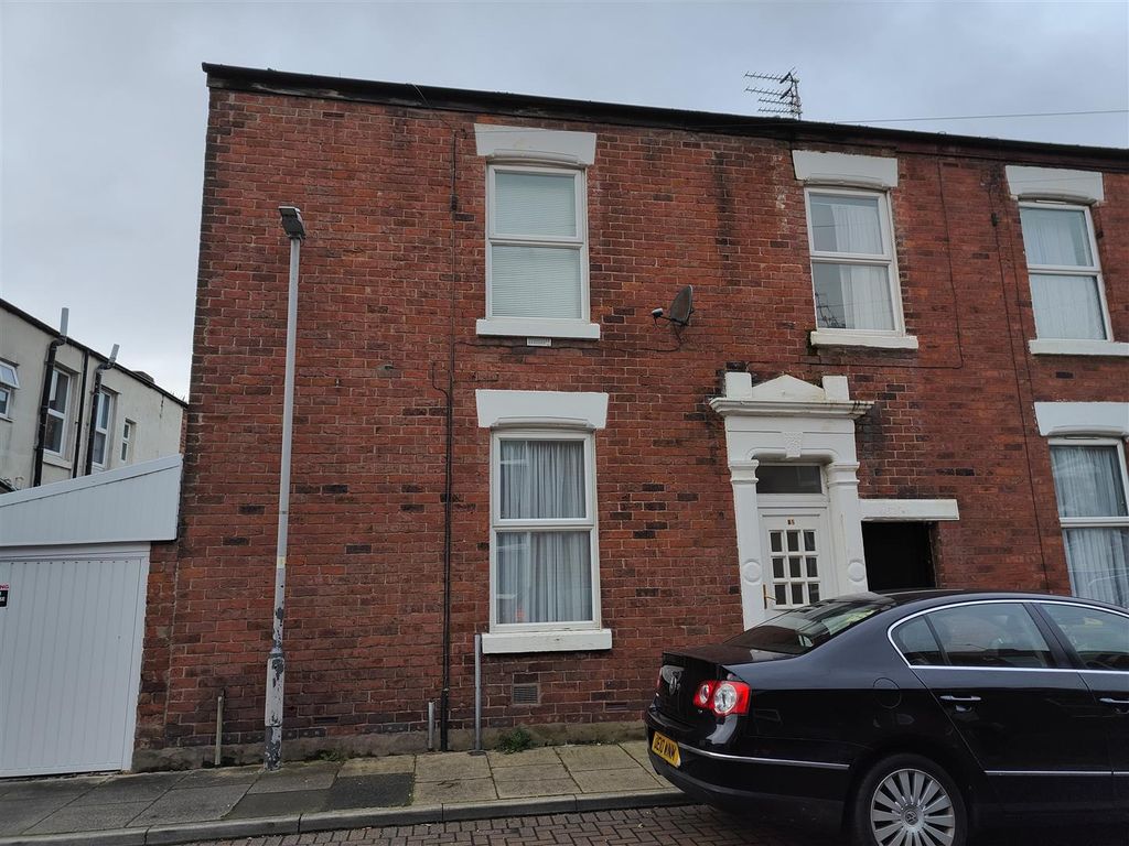 3 bed end terrace house to rent in Wilbraham Street, Preston PR1, £750
