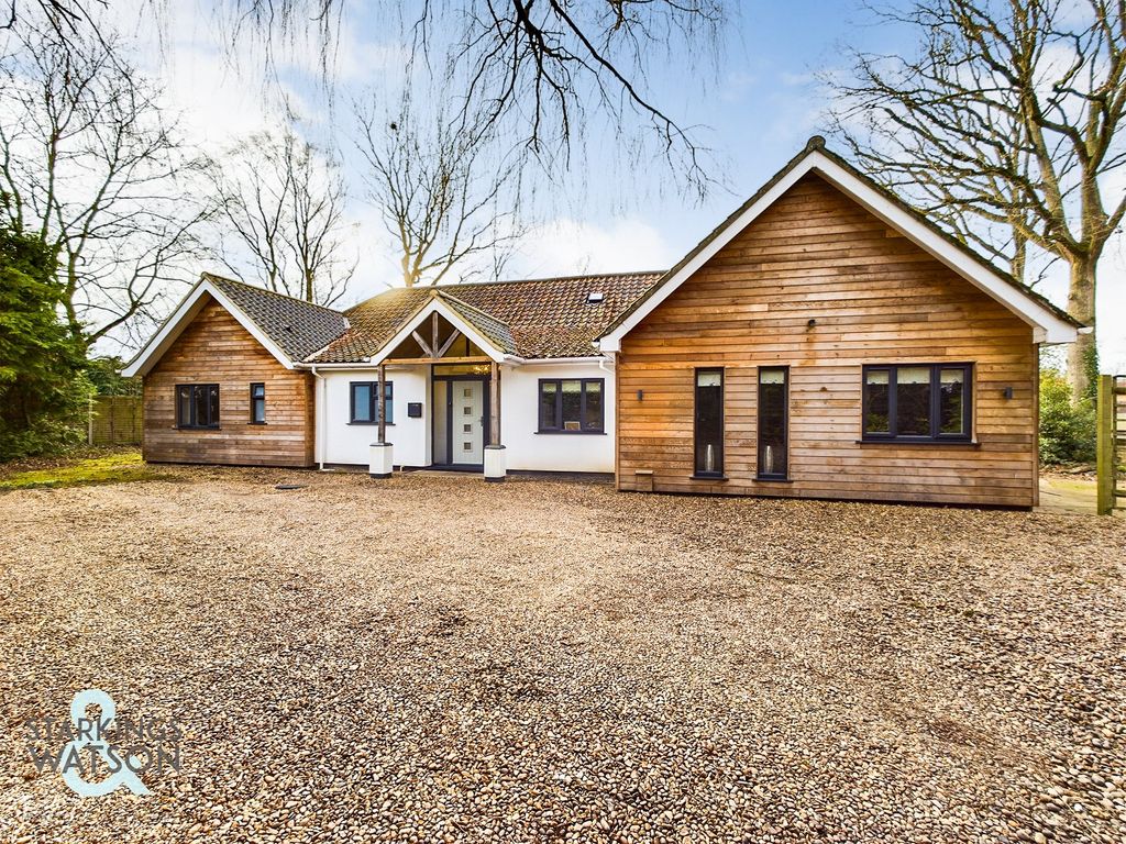 4 bed detached bungalow for sale in Hall Road, Framingham Earl, Norwich NR14 Zoopla