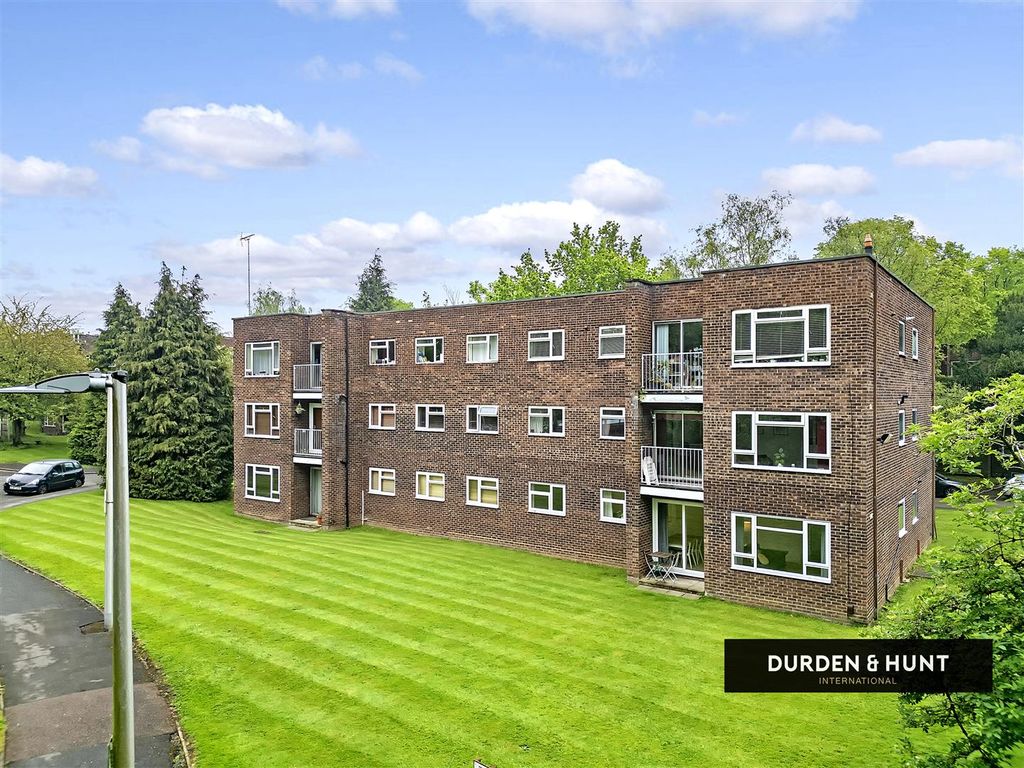 2 bed flat for sale in Malcolm Way, Wanstead E11, £425,000 Zoopla