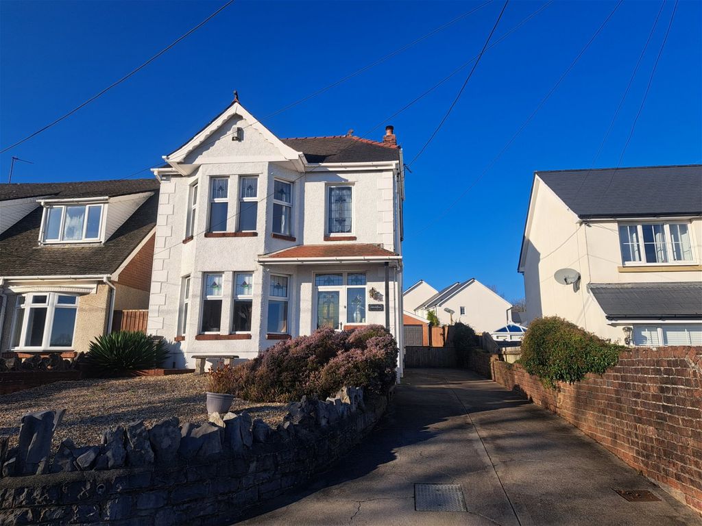 3 bed detached house for sale in Saron Road, Saron, Ammanford SA18, £299,950 Zoopla
