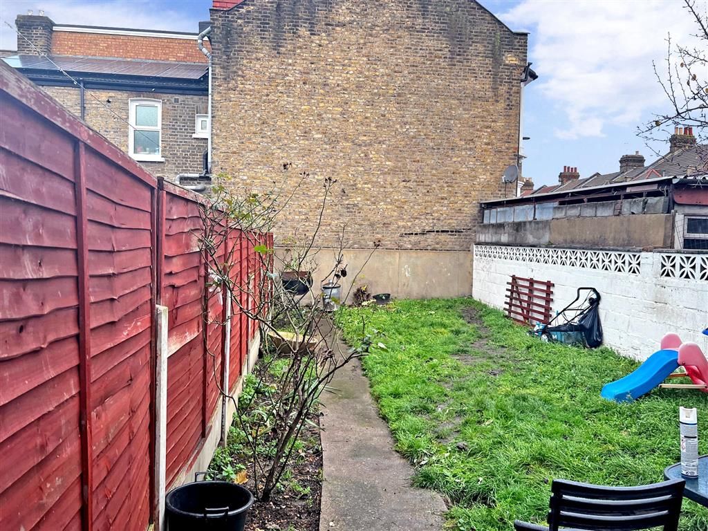 Gwendoline Avenue, London E13  