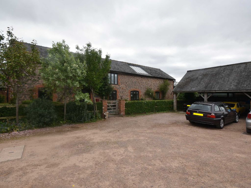 4 bed parking/garage for sale in Hillend Farm, Much Cowarne