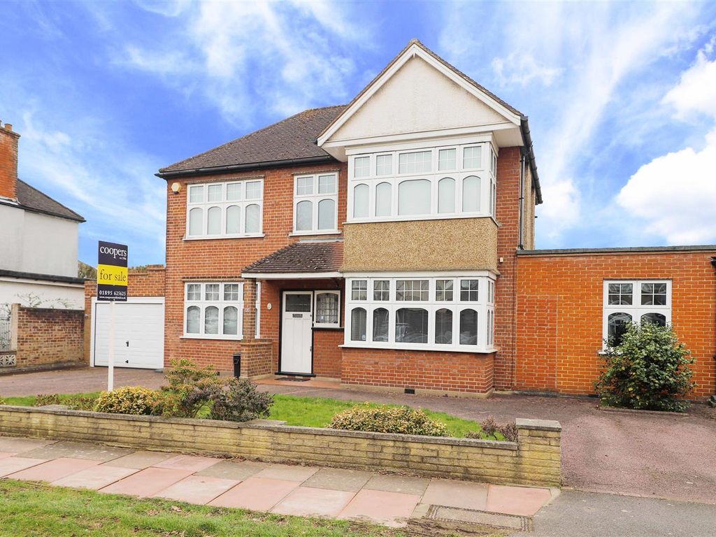 4 bed detached house for sale in Croft Gardens, Ruislip HA4 Zoopla