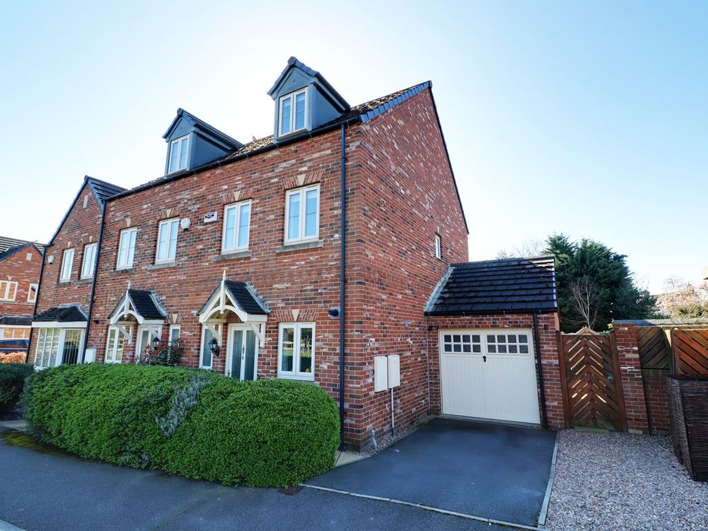 3 bed end terrace house for sale in Saffron Way, Crowle, Scunthorpe DN17 Zoopla