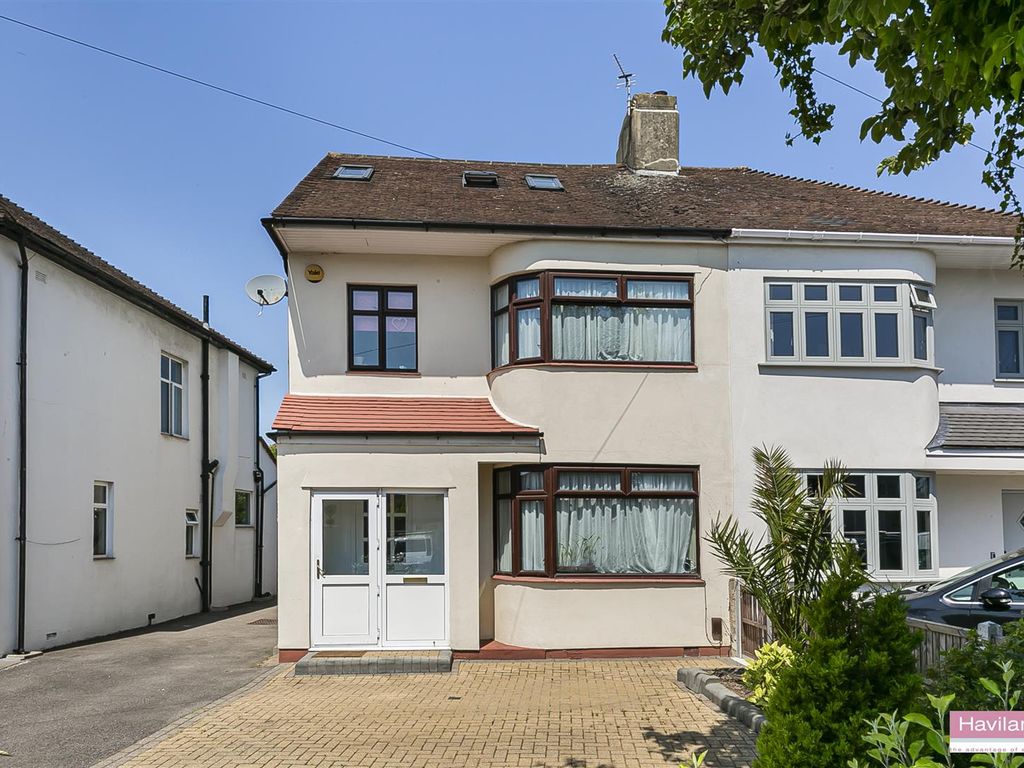 4 bed semidetached house for sale in Apple Grove, Enfield EN1 Zoopla