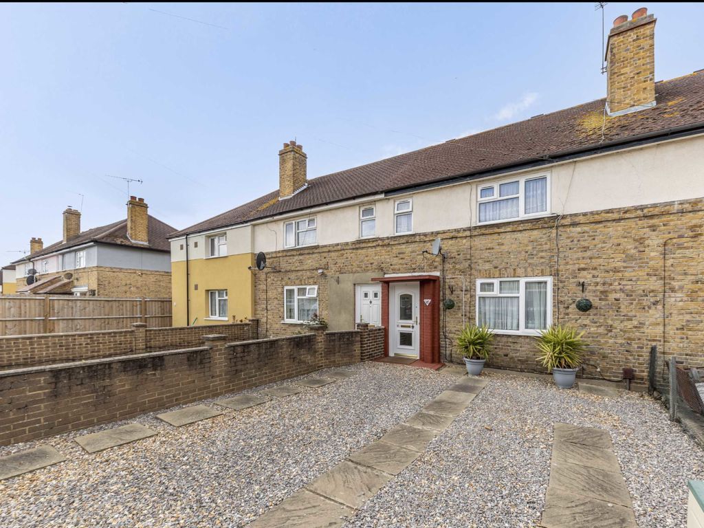 3 bed terraced house for sale in Morris Road, Isleworth TW7 Zoopla