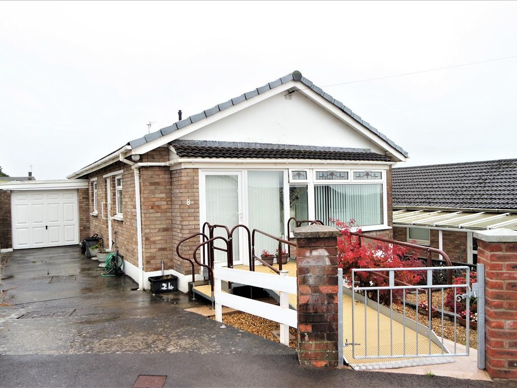 2 bed detached bungalow for sale in South View, Kenfig Hill, Bridgend