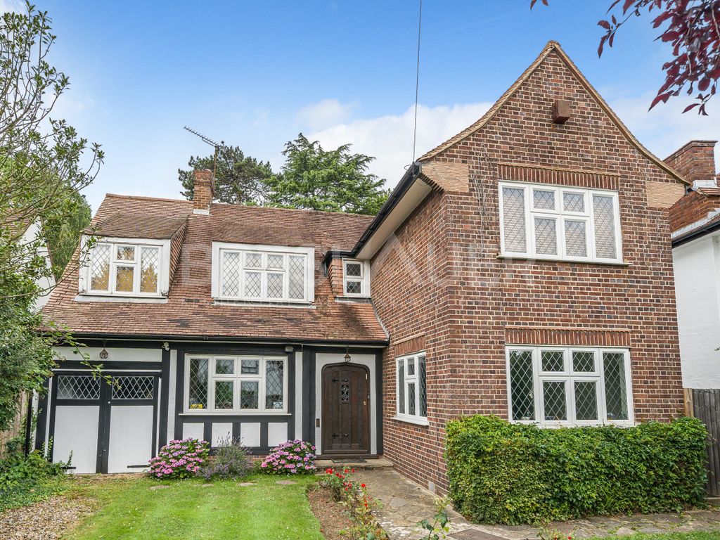 5 bed detached house for sale in Dorset Drive, Edgware HA8 Zoopla