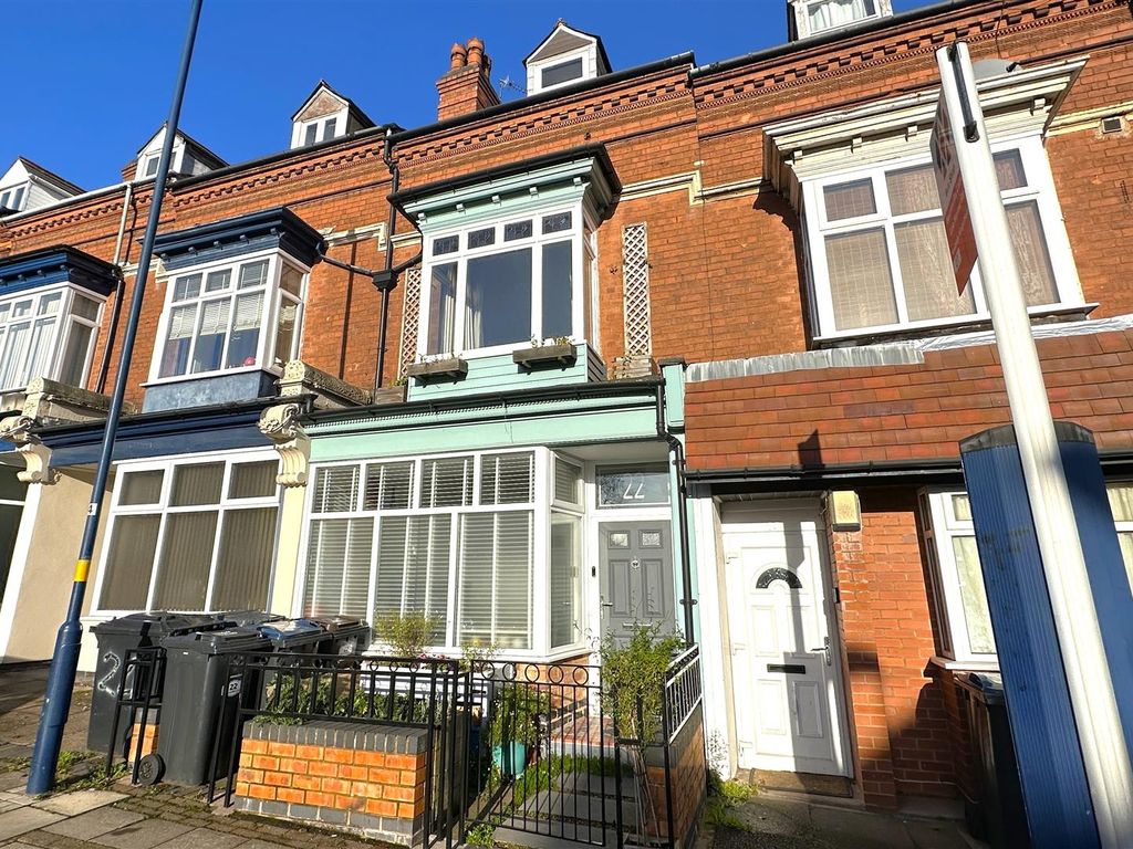 4 bed terraced house for sale in Bournville Lane, Strichley, Birmingham B30, £350,000 Zoopla