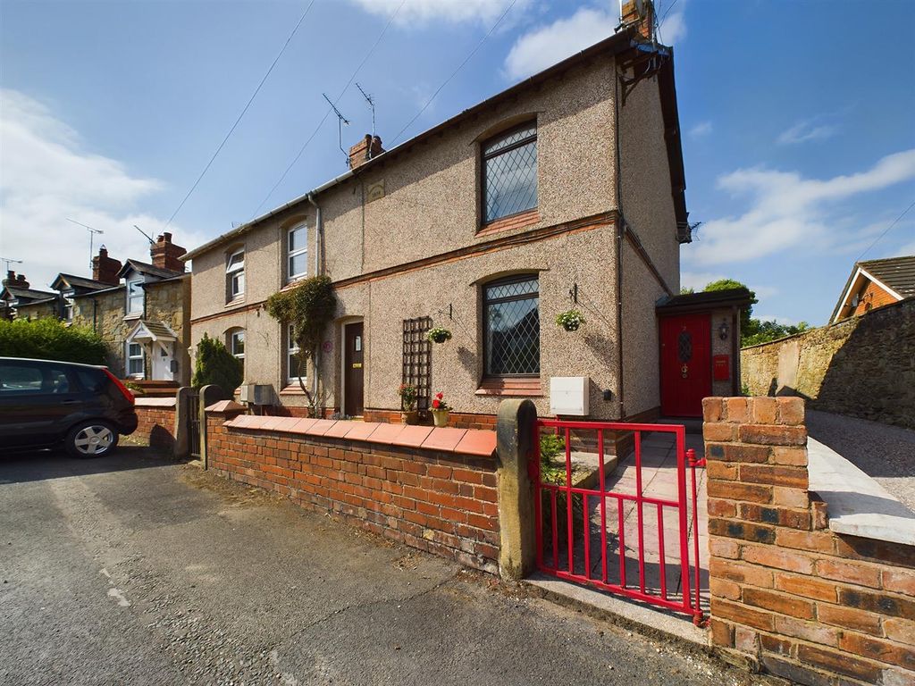 2 bed end terrace house for sale in Hillock Lane, Gresford, Wrexham
