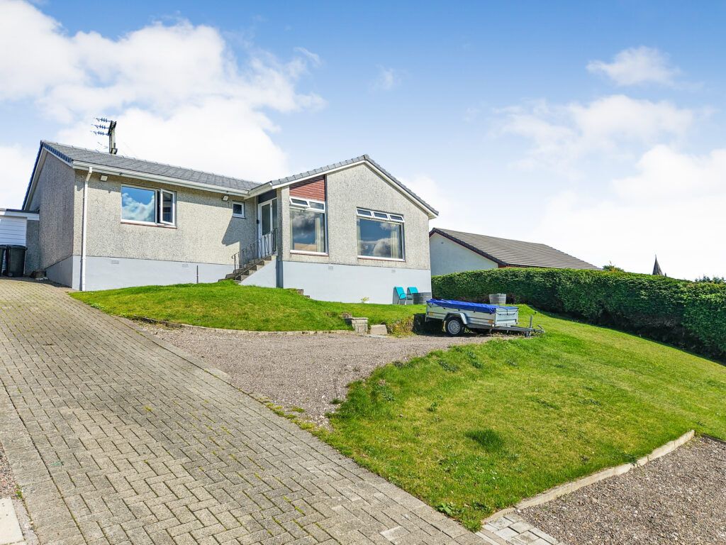 3 bed detached bungalow for sale in 21 Fernoch Park, Lochgilphead