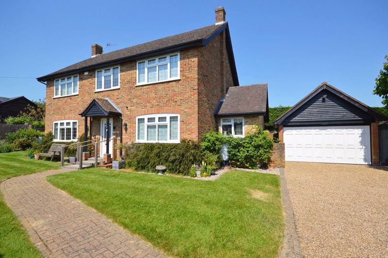 4 bed detached house for sale in Studridge Lane, Speen, Princes