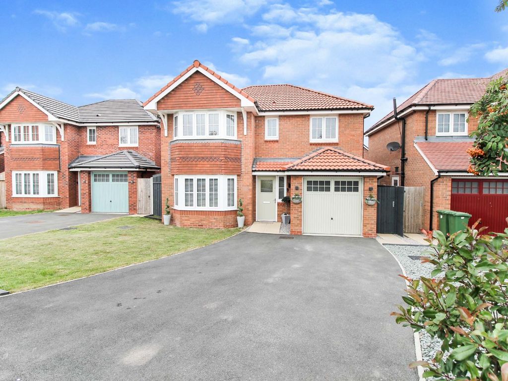 4 bed detached house for sale in Ffordd Elsie, Rhyl LL18 Zoopla