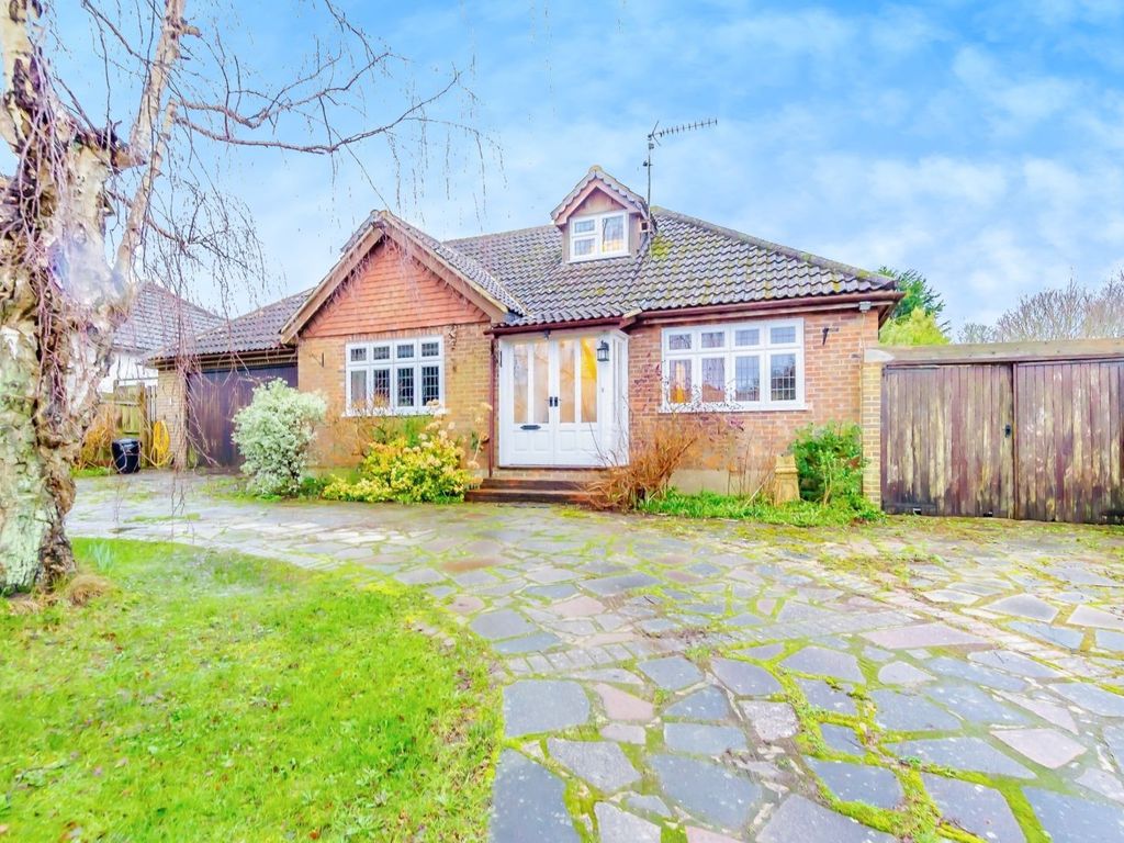 4 bed detached bungalow for sale in Hollywood Lane, West Kingsdown TN15