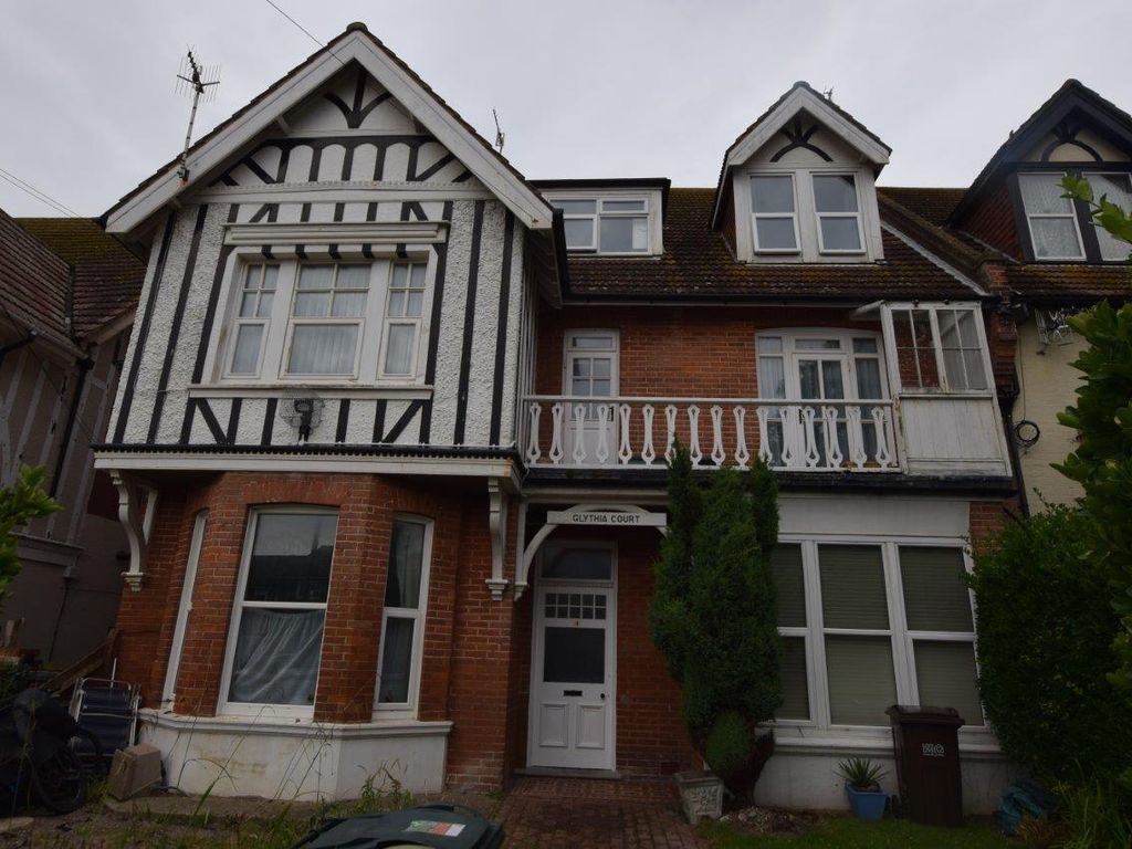 1 bed flat to rent in Middlesex Road, BexhillOnSea TN40, £750 pcm
