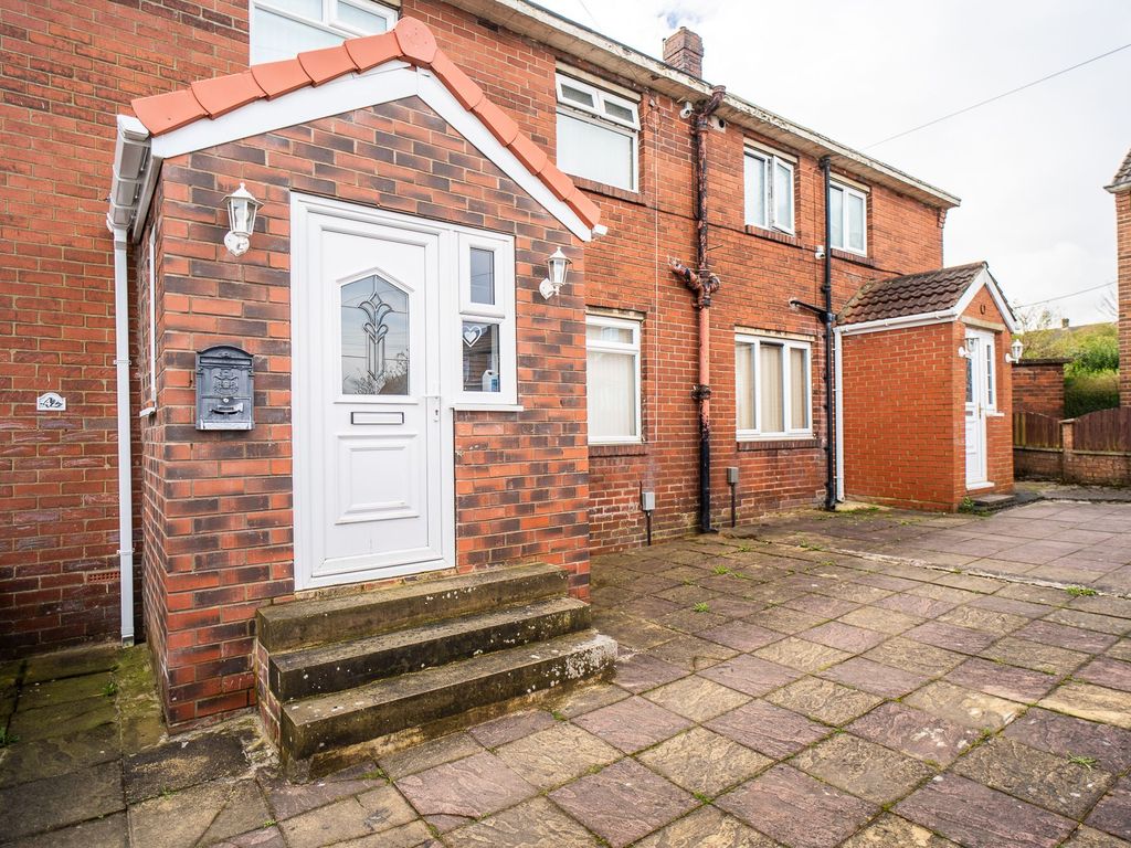 2 bed terraced house for sale in Woodside Crescent, Batley WF17, £