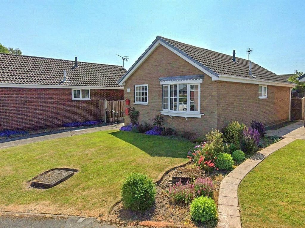 2 bed bungalow for sale in Coral Drive, Aughton, Sheffield, South