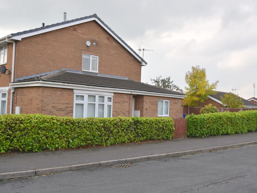 3 bed semidetached house for sale in Fleckney Avenue, Longton ST3, £