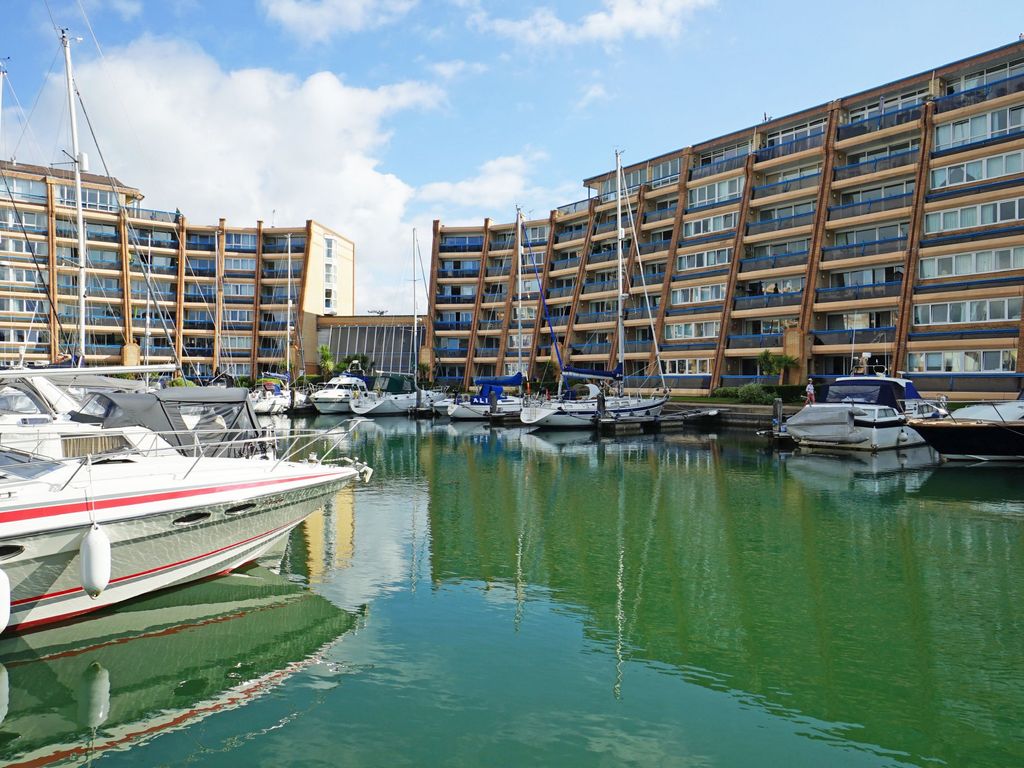 3 bed flat for sale in Port Way, Port Solent, Portsmouth PO6 Zoopla