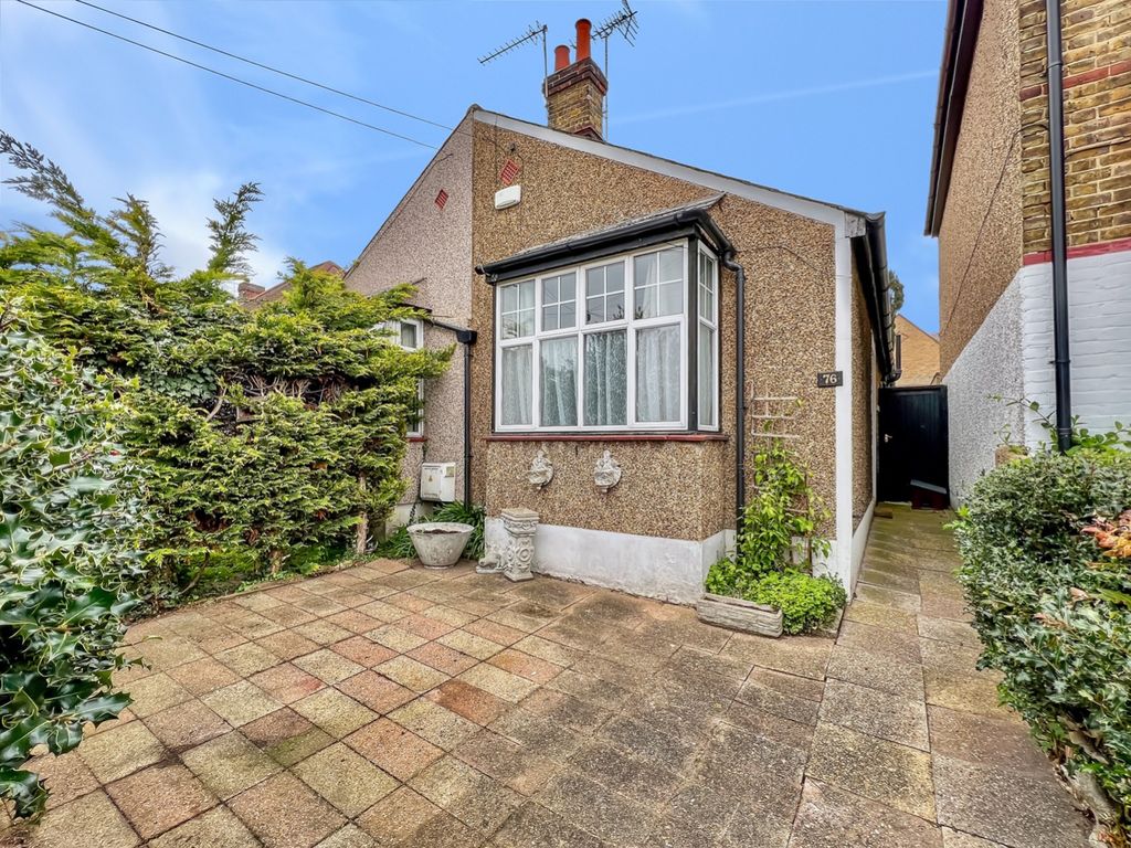2 bed semidetached bungalow for sale in Portland Avenue, Gravesend