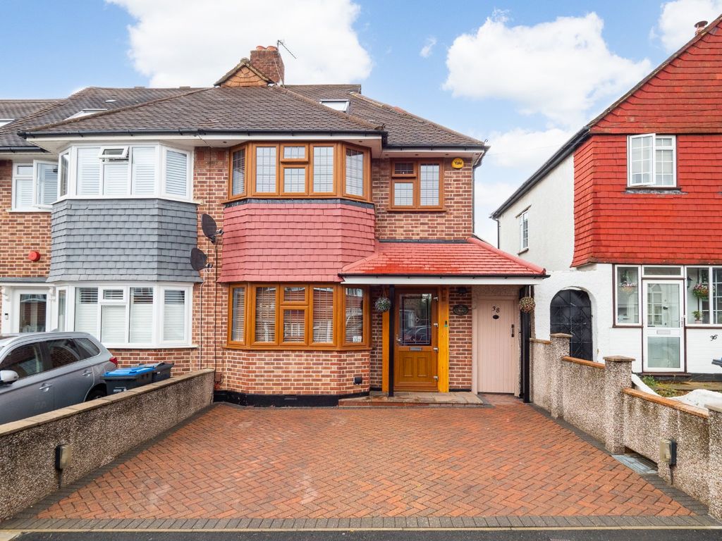 3 bed end terrace house for sale in Kingsbridge Road, Morden, Surrey